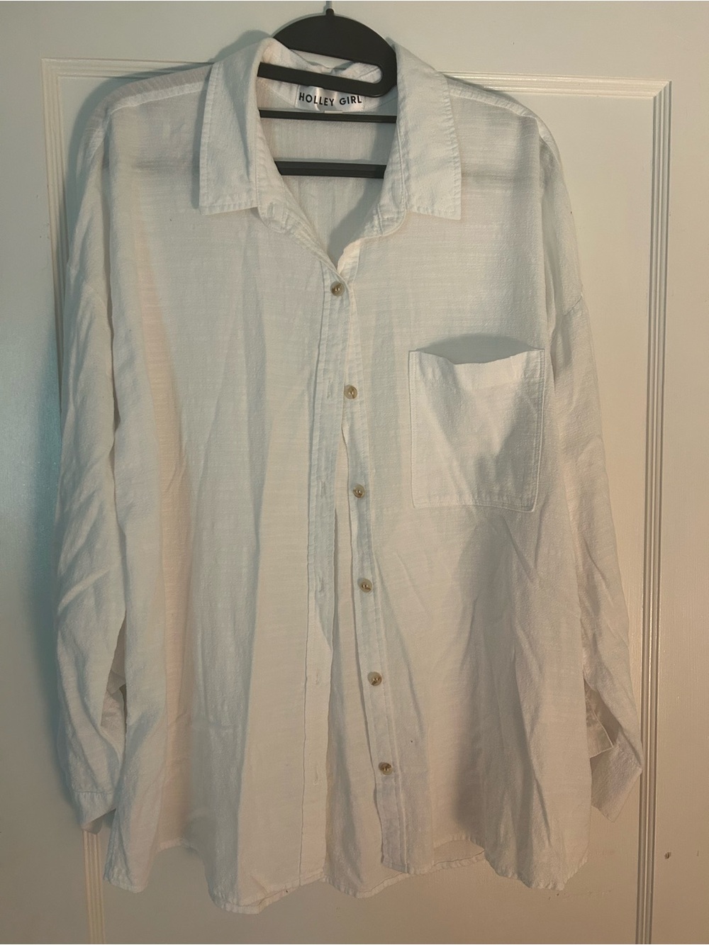 Women’s White Button-Up Shirt